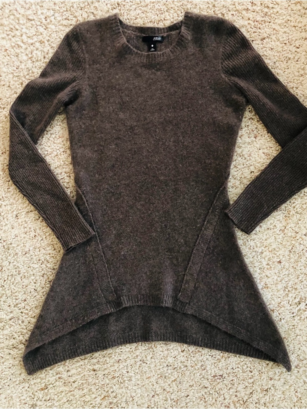 AQUA 100% Cashmere Brown Asymmetric Shark Bite Hem Tunic Sweater M - Picture 11 of 16